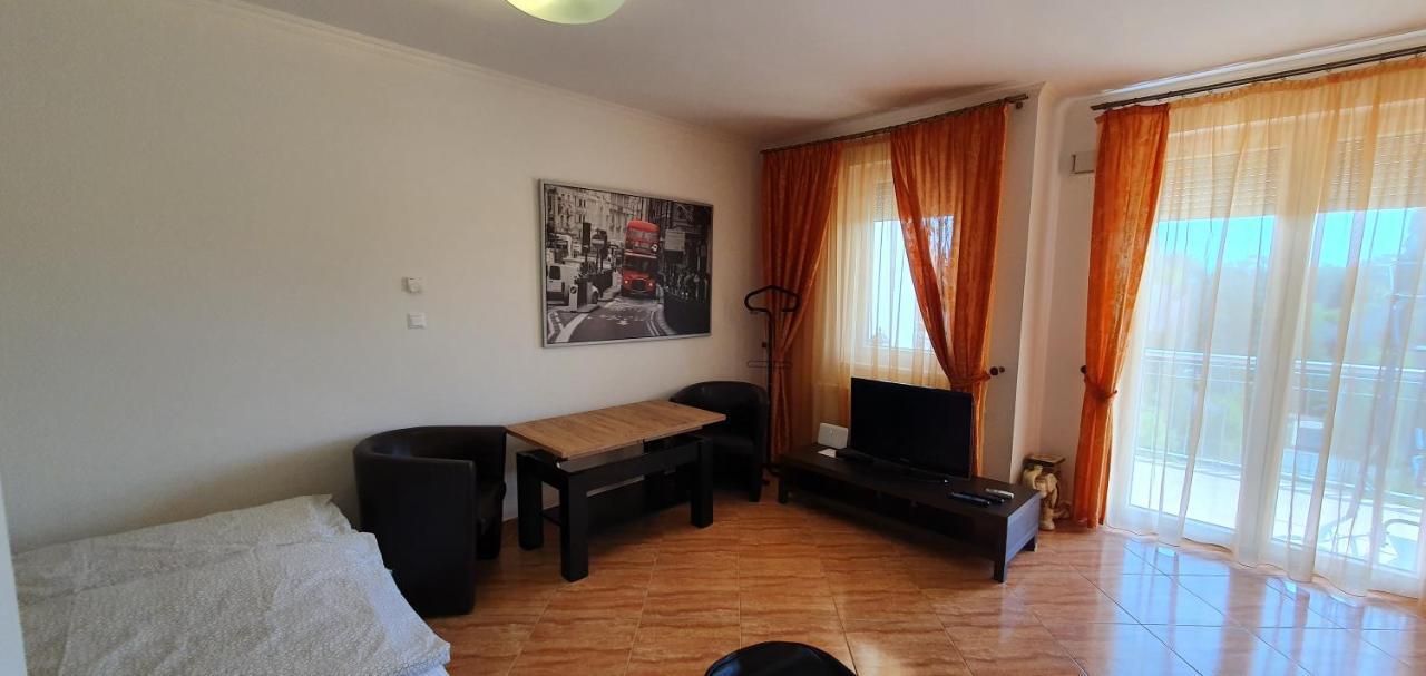 Bazsi Golden Beach Apartman Siófok Exterior foto